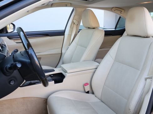 Used 2014 Lexus ES 350 image 34