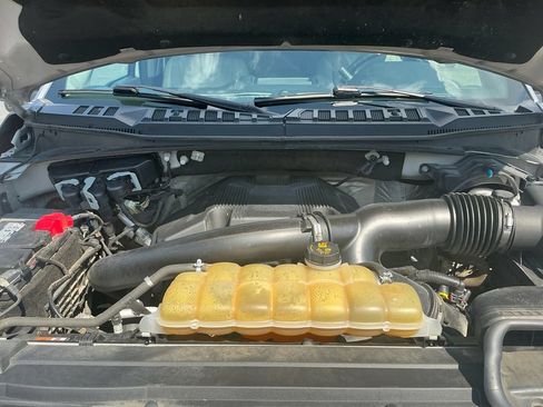 Used 2020 Ford F150 XLT w/ Equipment Group 302A Luxury AWD/4WD image 25