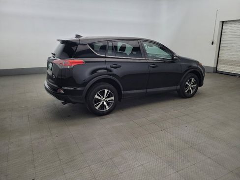 Used 2018 Toyota RAV4 XLE AWD/4WD image 10