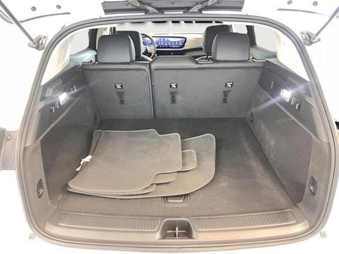 Certified 2025 Buick Envision Preferred image 8