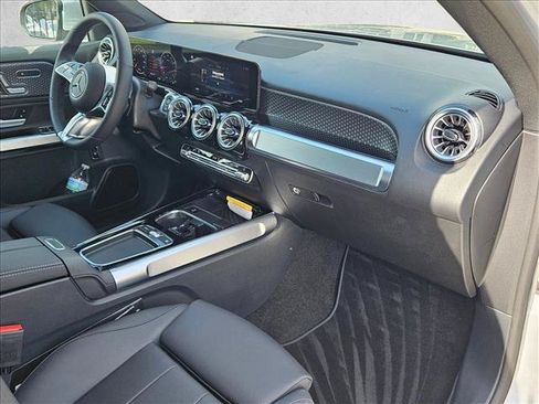 Certified 2026 Mercedes-Benz GLB 250 image 21