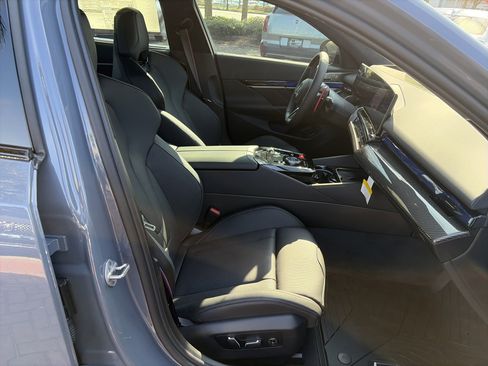 New 2026 BMW M5 w/ Carbon Package AWD/4WD image 15