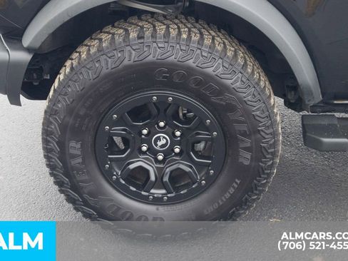 Used 2023 Ford Bronco Wildtrak image 13