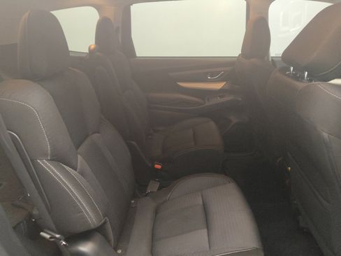 Used 2019 Subaru Ascent Premium image 19
