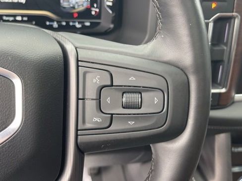 Used 2024 GMC Yukon XL Denali Ultimate image 17