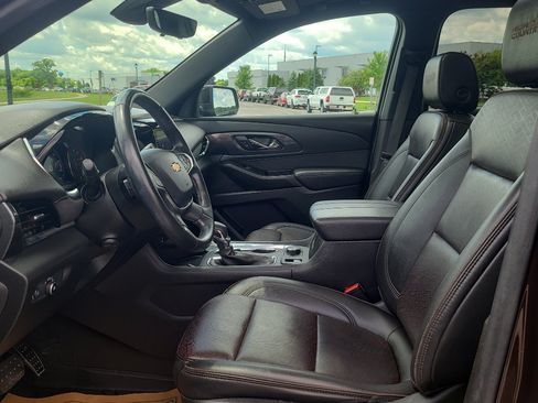 Used 2023 Chevrolet Traverse High Country w/ LPO, Floor Liner Package AWD/4WD image 14