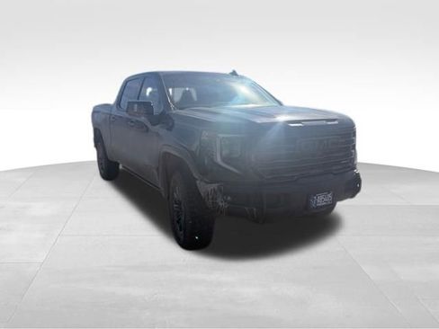 Used 2024 GMC Sierra 1500 AT4X image 3