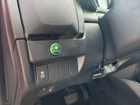 Used 2018 Honda Fit LX image 32