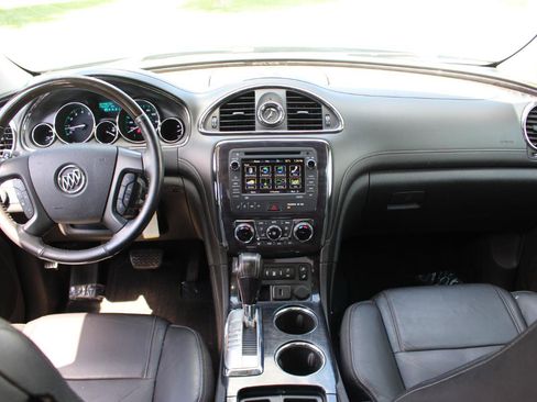 Used 2016 Buick Enclave Leather AWD/4WD image 33