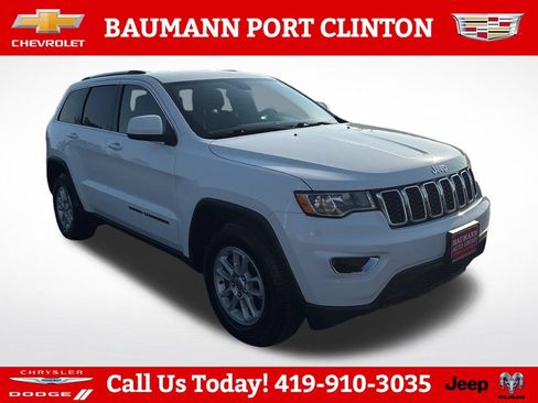 Used 2018 Jeep Grand Cherokee Laredo AWD/4WD image 1