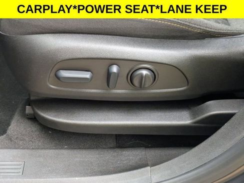 Used 2022 Chevrolet Equinox LT FWD image 12