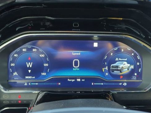 Used 2022 Chevrolet Silverado 1500 LT Trail Boss w/ LT Trail Boss Premium Package image 11