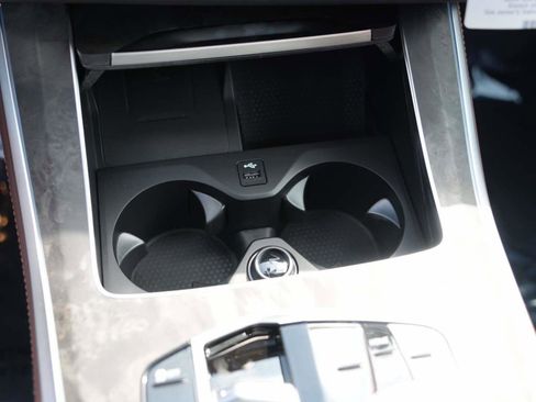 New 2026 BMW X5 xDrive50e image 24