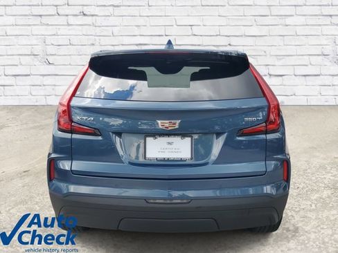 Certified 2024 Cadillac XT4 Luxury FWD image 3
