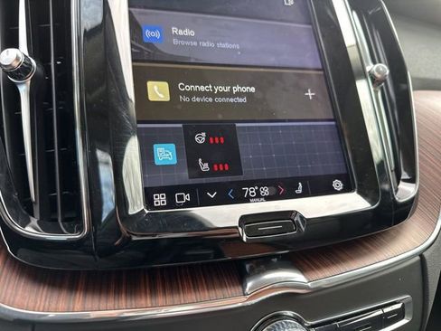 Certified 2023 Volvo XC60 B5 Plus w/ Climate Package image 30