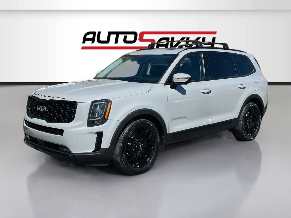 Used 2022 Kia Telluride SX w/ SX Prestige Package AWD/4WD image 3