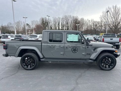 Used 2022 Jeep Gladiator Overland image 4