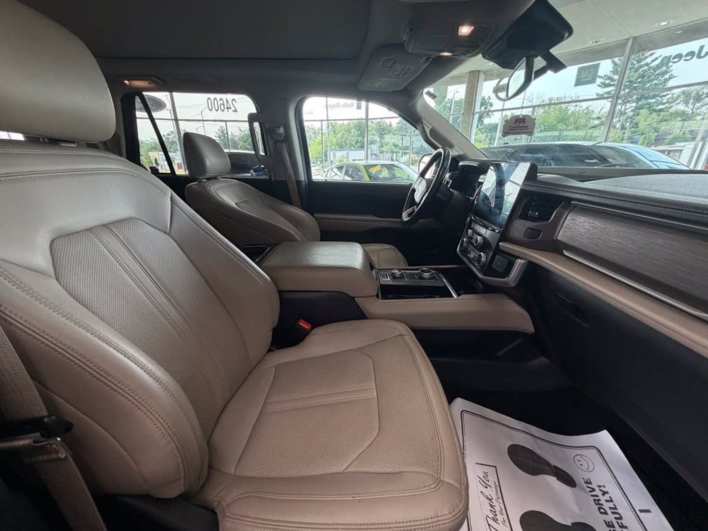 Used 2024 Ford Expedition Max Limited AWD/4WD image 35