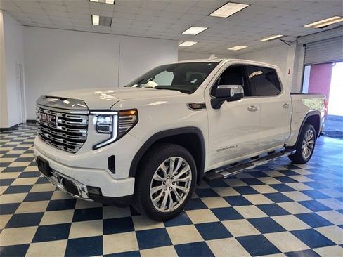 Used 2023 GMC Sierra 1500 Denali w/ Technology Package image 3