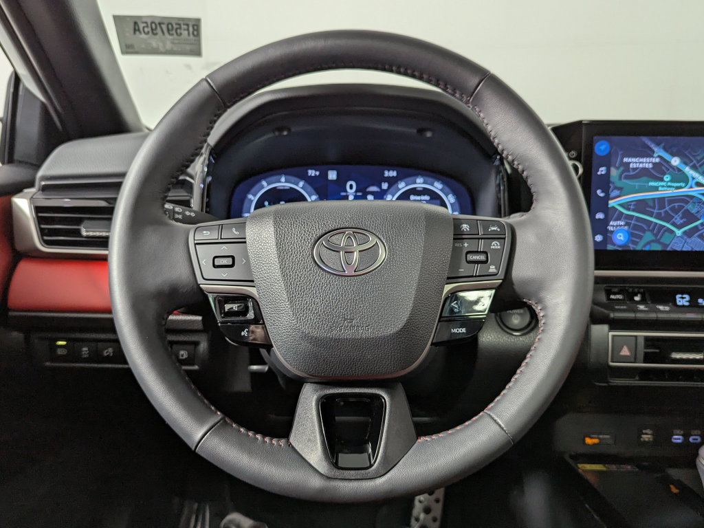 Used 2026 Toyota Camry XSE AWD/4WD image 29