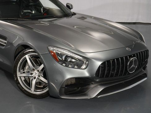 Used 2018 Mercedes-Benz AMG GT Roadster image 12