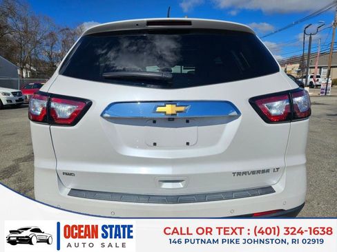 Used 2016 Chevrolet Traverse LT image 4