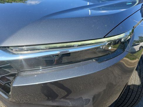 Used 2025 Honda CR-V EX image 30