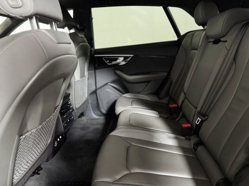 Used 2019 Audi Q8 Premium w/ Convenience Package image 22