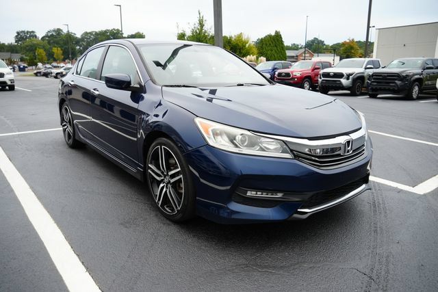Used 2016 Honda Accord Sport image 1