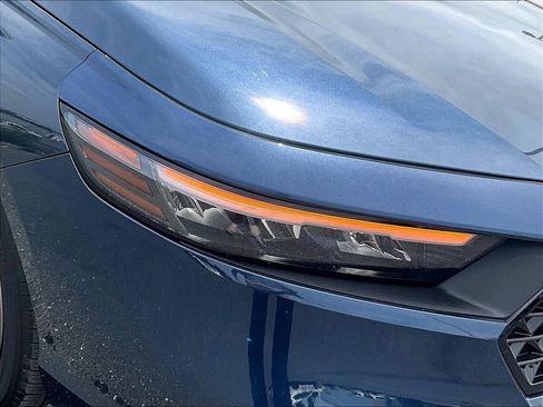 Certified 2024 Honda Accord EX image 28