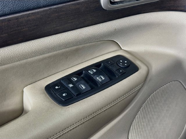 Used 2017 Jeep Grand Cherokee Laredo w/ Quick Order Package 2BE RWD image 20
