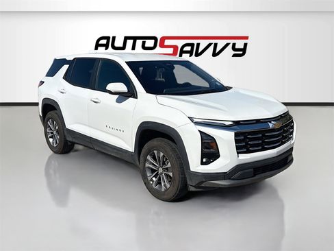 Used 2025 Chevrolet Equinox LT image 1