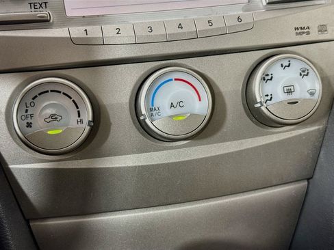 Used 2011 Toyota Camry LE w/ Fleet Convenience Pkg FWD image 16