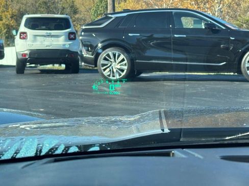 Used 2005 Chevrolet Corvette Coupe w/ Preferred Equipment Group image 18