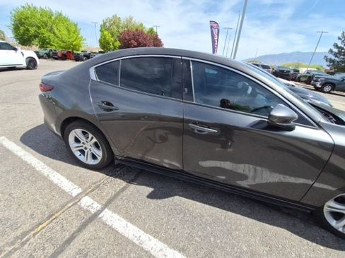 Used 2021 MAZDA MAZDA3 s image 20