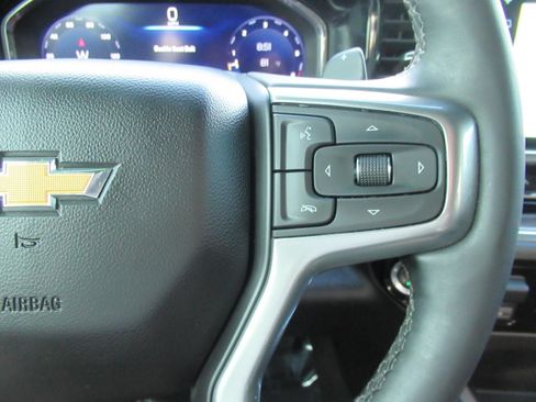 Used 2024 Chevrolet Silverado 1500 LTZ w/ LTZ Premium Package AWD/4WD image 27
