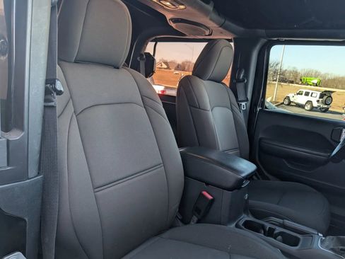 Used 2020 Jeep Wrangler Willys image 10