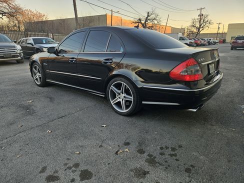 Used 2007 Mercedes-Benz E 63 AMG 4dr Sdn 6.3L AMG RWD image 6