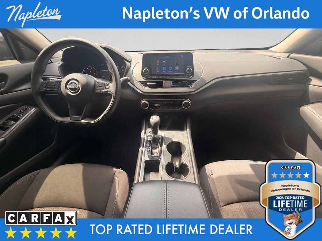Used 2024 Nissan Altima 2.5 S FWD image 14