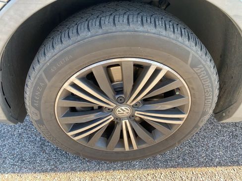 Used 2019 Volkswagen Tiguan S AWD/4WD image 2