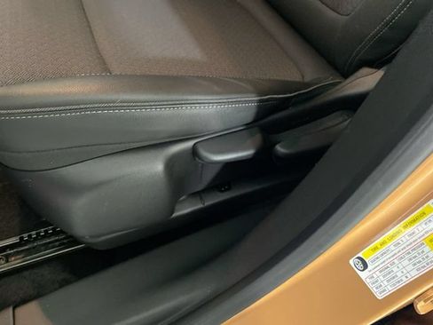 Used 2025 Buick Encore GX Preferred FWD image 25