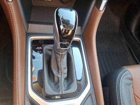 Used 2022 Subaru Forester Touring image 16