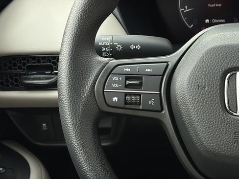 New 2026 Honda HR-V LX image 16
