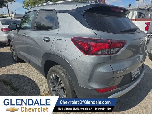 Used 2023 Chevrolet TrailBlazer LT w/ Convenience Package FWD image 4