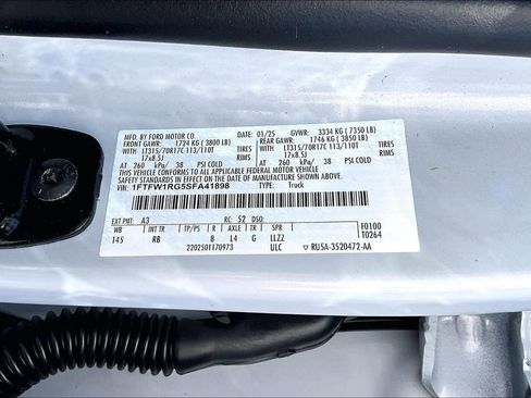 Used 2025 Ford F150 Raptor image 19