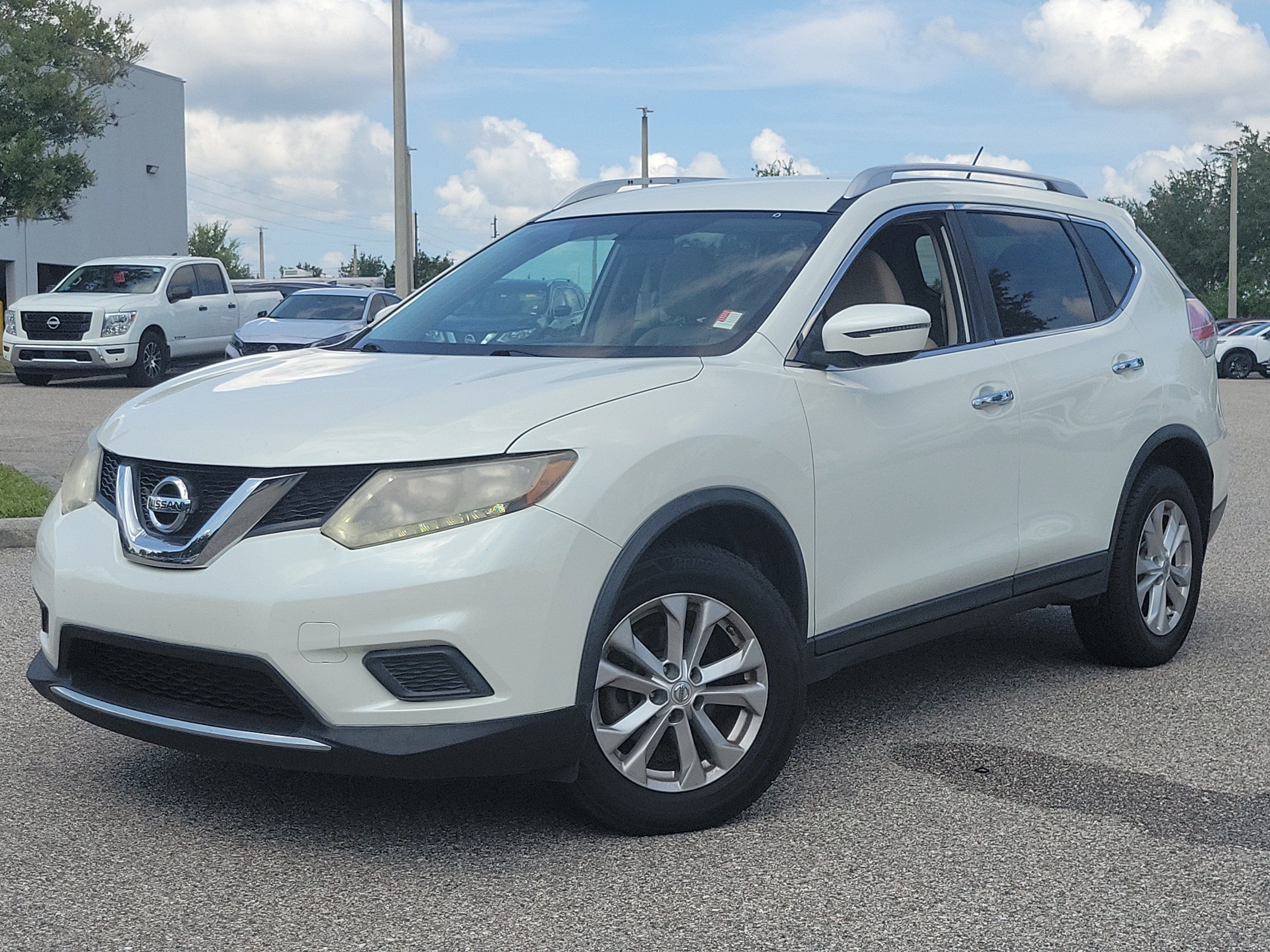 Used 2016 Nissan Rogue SV AWD/4WD image 34