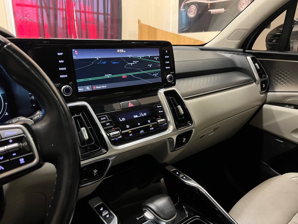 Used 2021 Kia Sorento SX FWD image 33