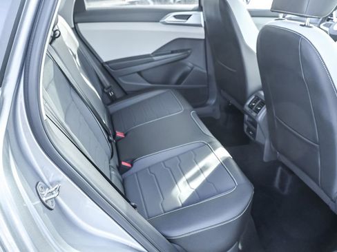 New 2025 Volkswagen Taos SE image 38