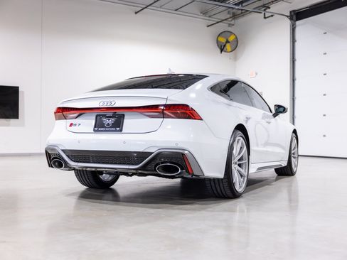 Used 2025 Audi RS 7 Performance w/ Executive Package AWD/4WD image 4