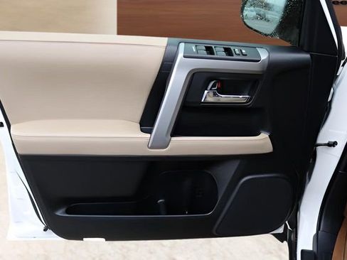 Used 2023 Toyota 4Runner SR5 image 12